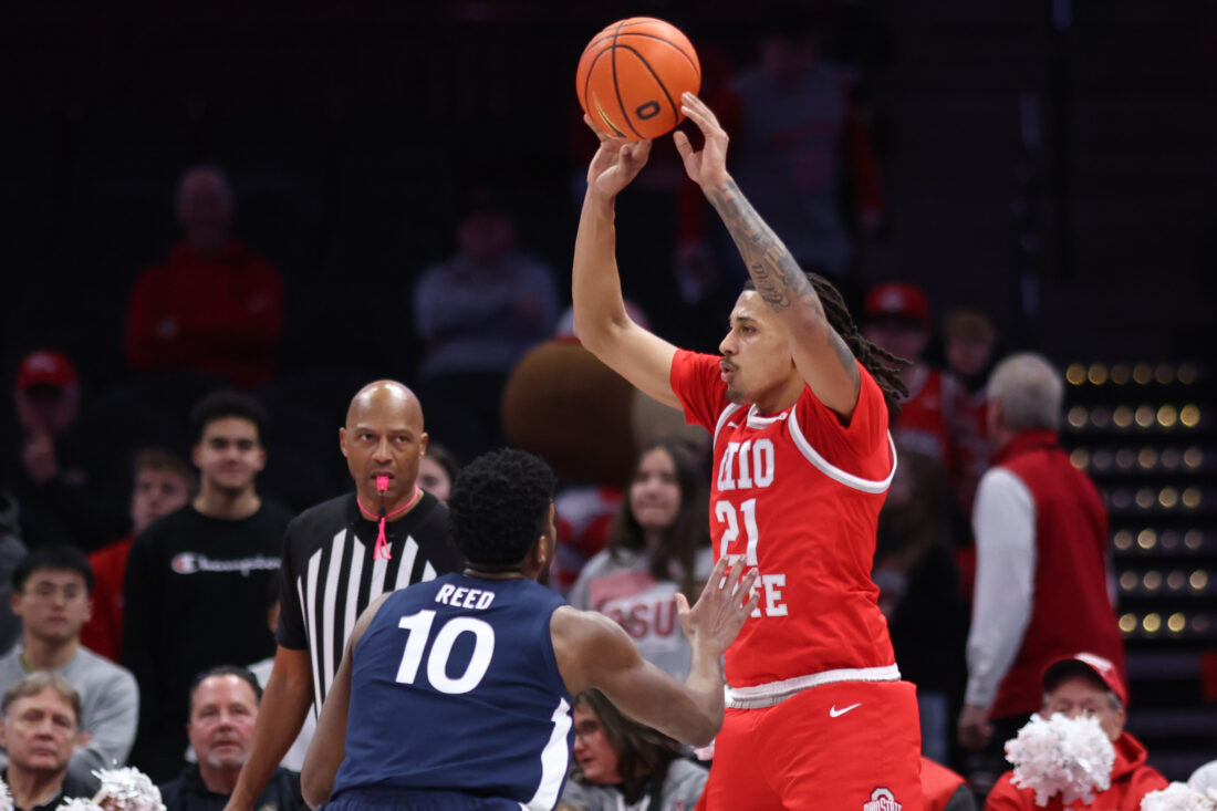 Mobley scores 25 to lead Ohio State over Penn State